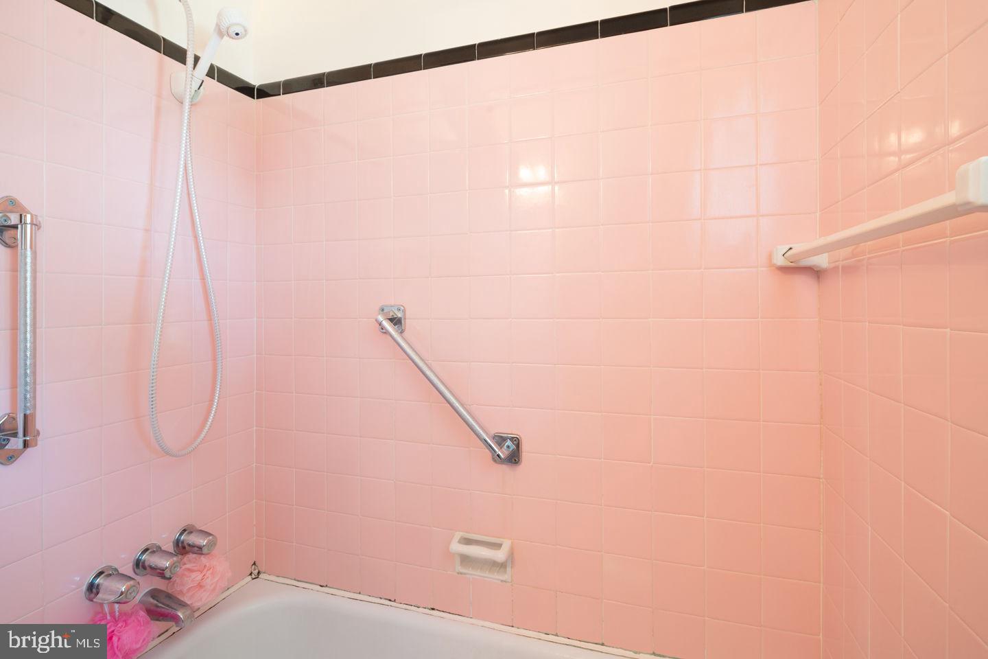629 Dutton Circle Springfield, PA 19064 - Photo 21 of 30 Gallery Image 21