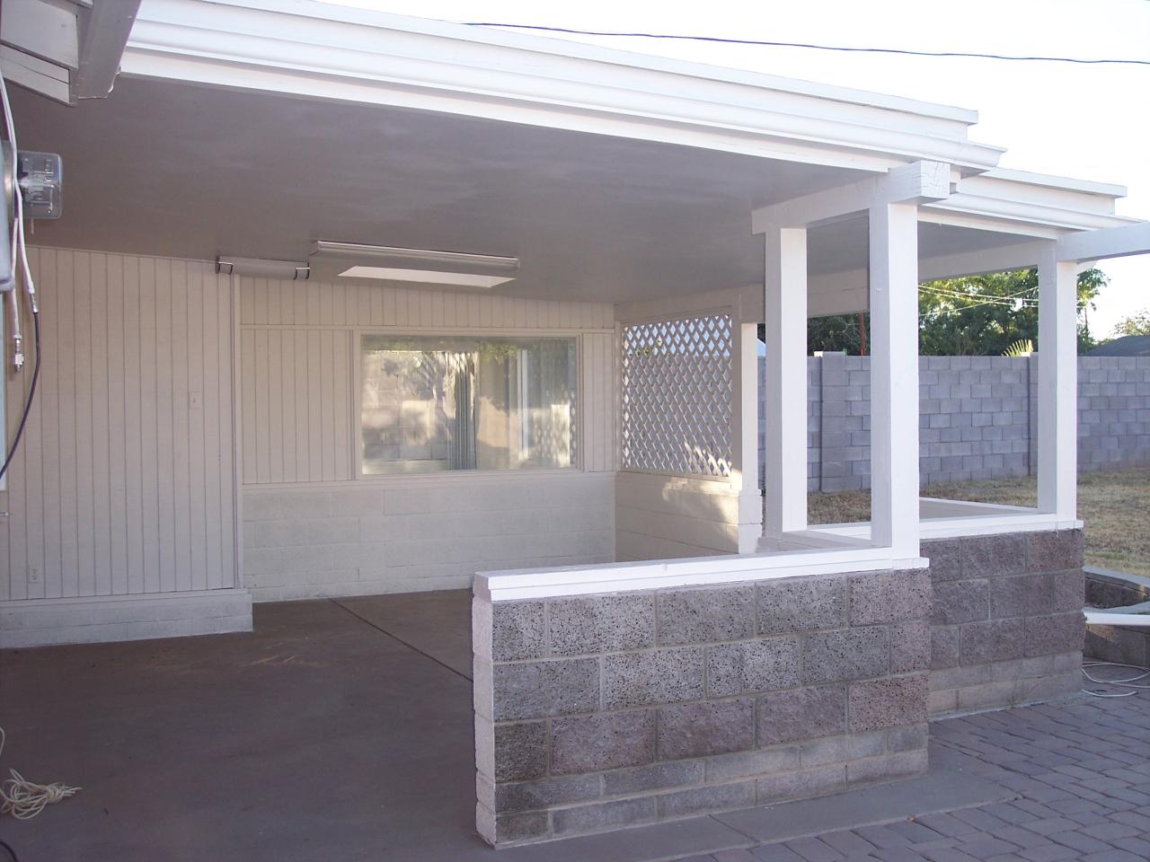 804 East Lawrence Road Phoenix, AZ 85014 - Photo 8 of 11 Covered back patio