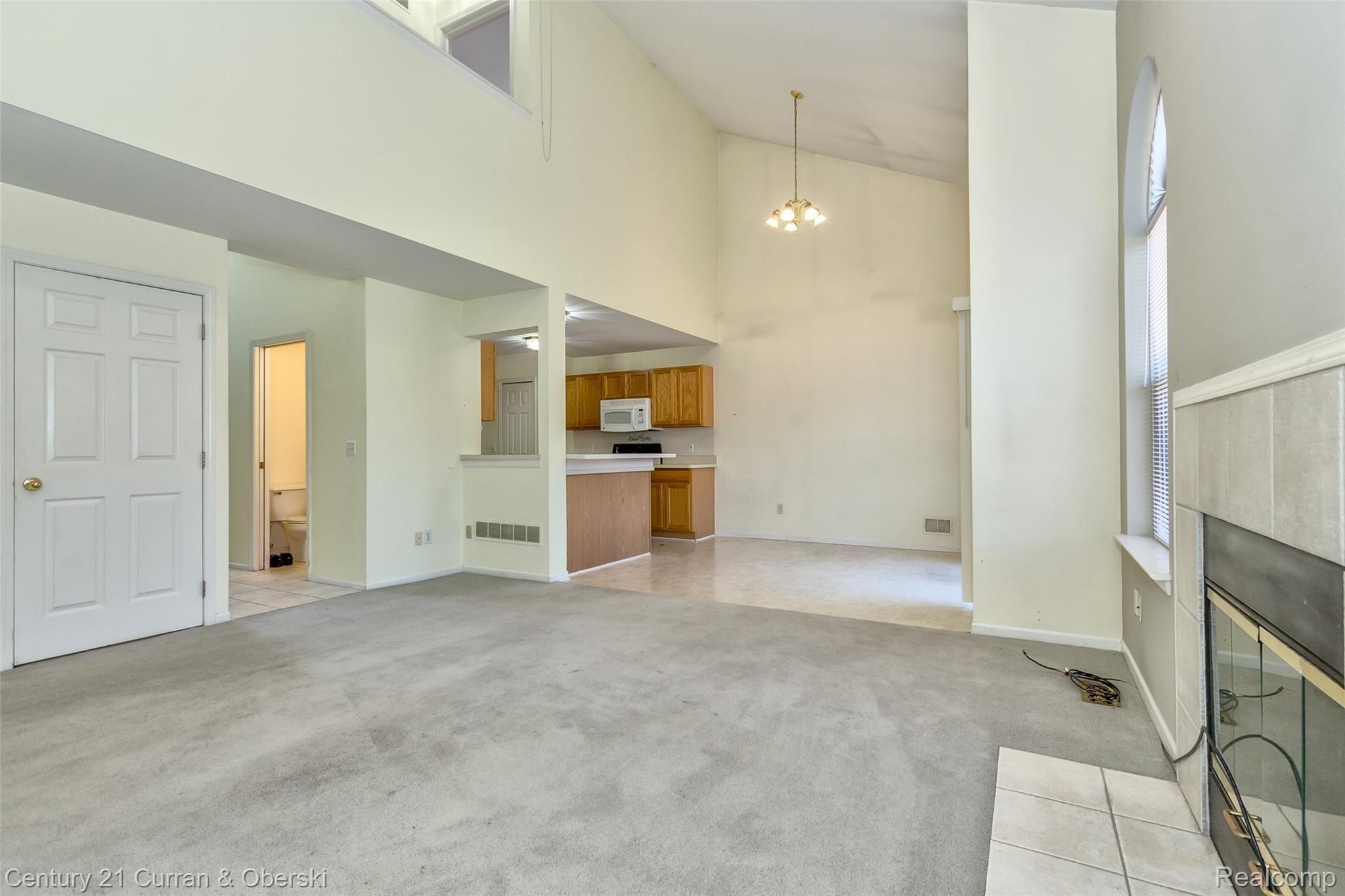 9721 Stark Road Livonia, MI 48150 - Photo 6 of 44 Great Room Open To Breakfast Nook & Kitchen