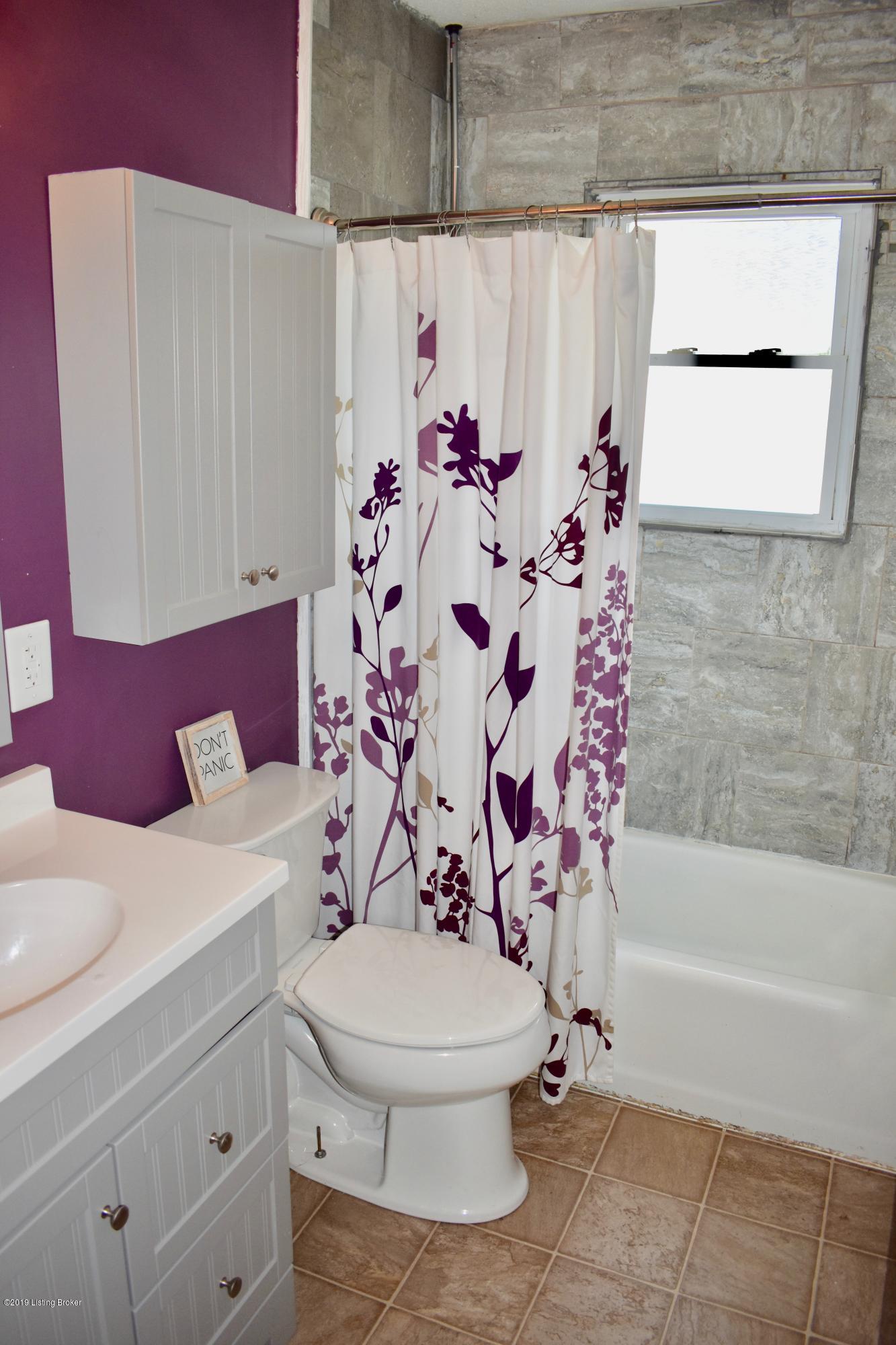 6850 Shepherdsville Road Elizabethtown, KY 42701 - Photo 34 of 44 HOUSE#2-Bathroom