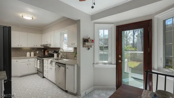 $749,000 | 22 Helen Street, Fanwood, NJ 07023