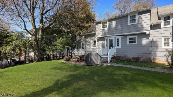 $749,000 | 22 Helen Street, Fanwood, NJ 07023