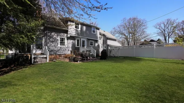 $749,000 | 22 Helen Street, Fanwood, NJ 07023