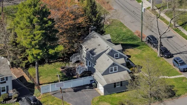 $749,000 | 22 Helen Street, Fanwood, NJ 07023