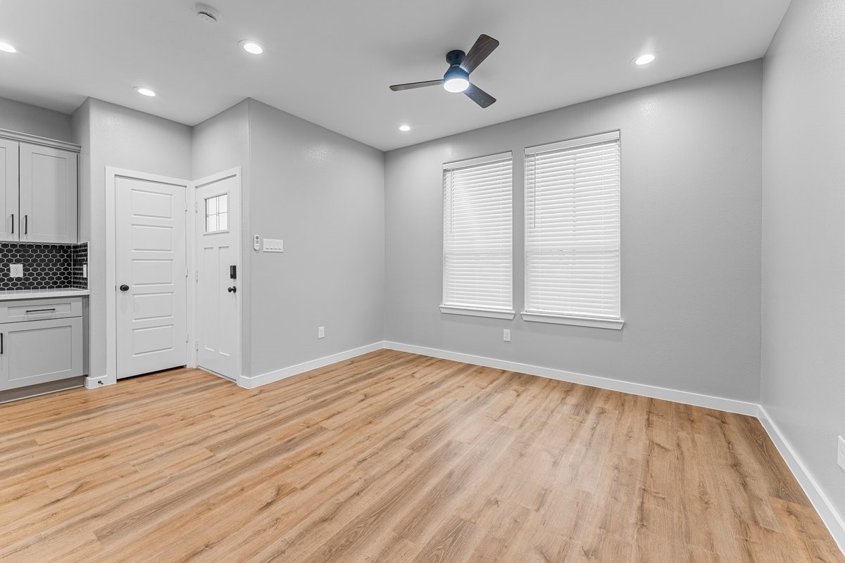 402 West Stewart Street, Unit A Willis, TX 77378 - Photo 11 of 14