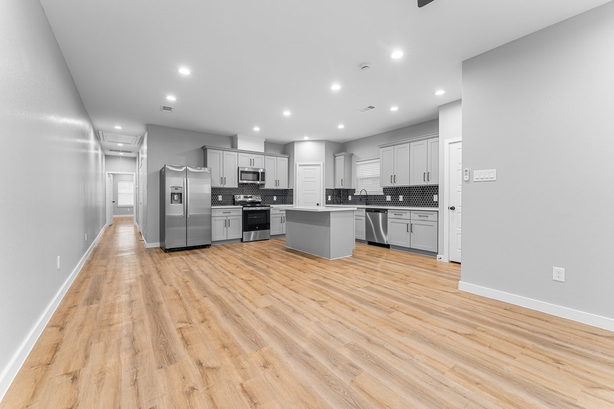 402 West Stewart Street, Unit A Willis, TX 77378 - Photo 13 of 14