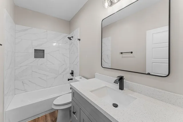 $1,800 | 402 West Stewart Street, Unit A, Willis, TX 77378