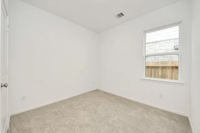 $2,500 | 5615 Buttonbush Court, Rosenberg, TX 77471