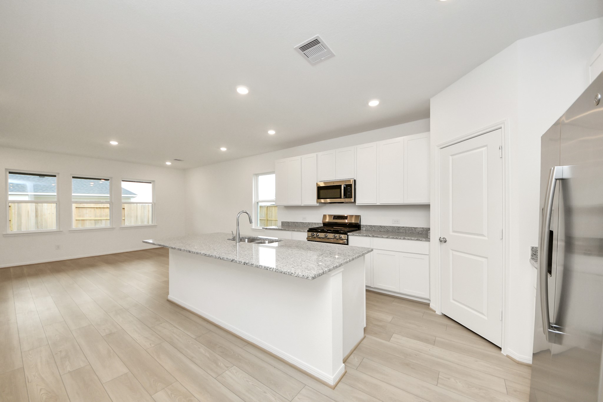 5615 Buttonbush Court Rosenberg, TX 77471 - Photo 19 of 35