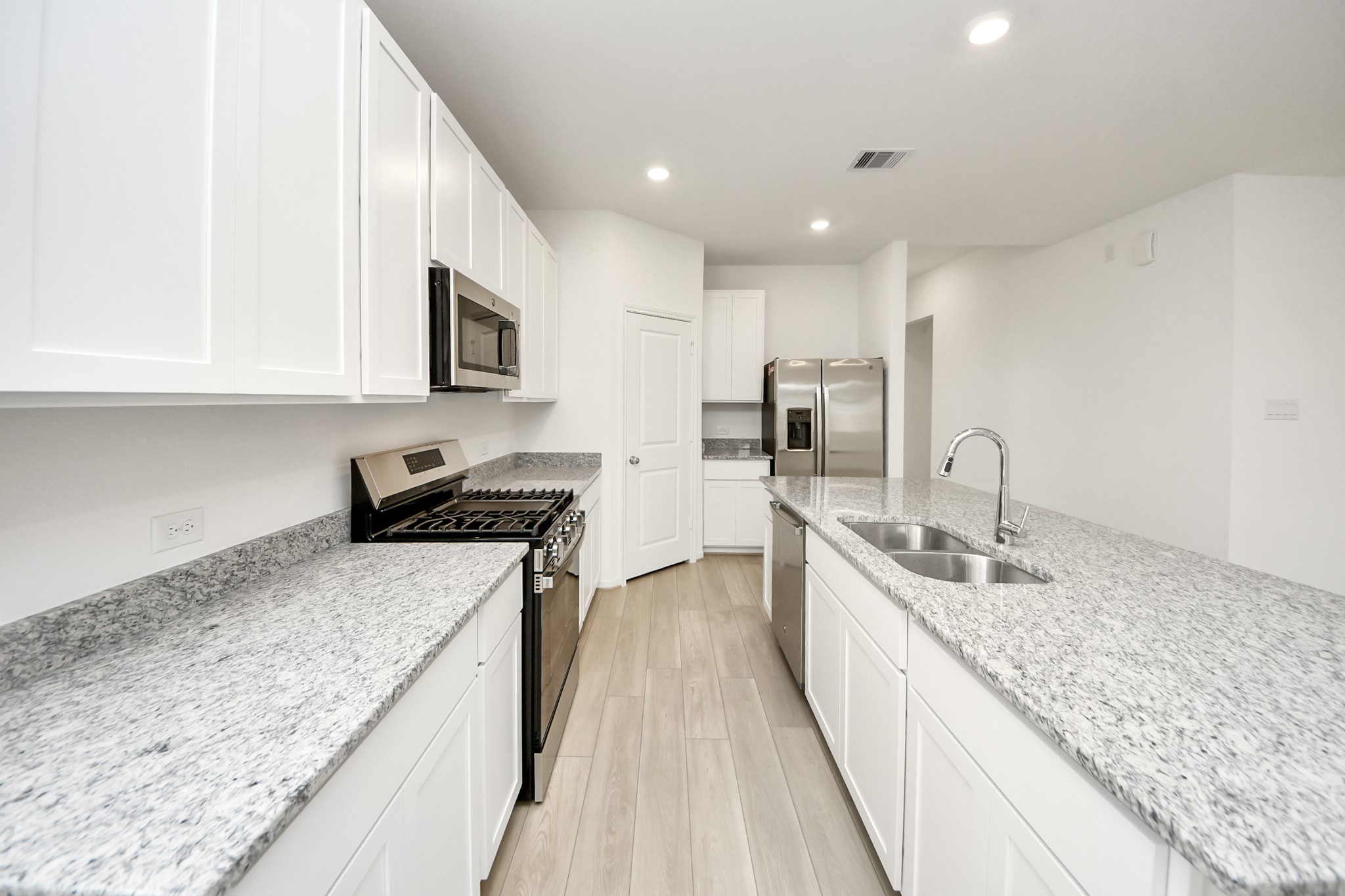 5615 Buttonbush Court Rosenberg, TX 77471 - Photo 24 of 35