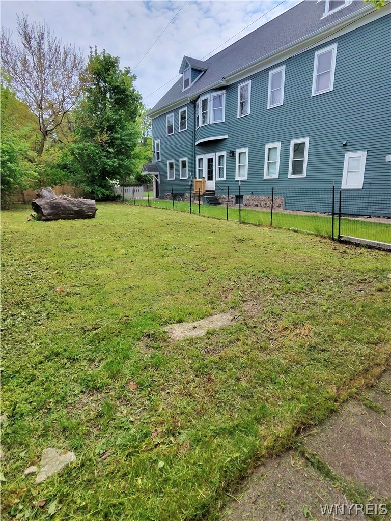 101 Rhode Island Street Buffalo, NY 14213 - Photo 2 of 3