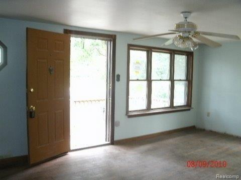 1043 North Lotz Road Canton, MI 48187 - Photo 3 of 12 GEDC8146