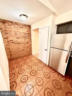 $2,400 | 1906 Wallace Street, Unit A, Philadelphia, PA 19130