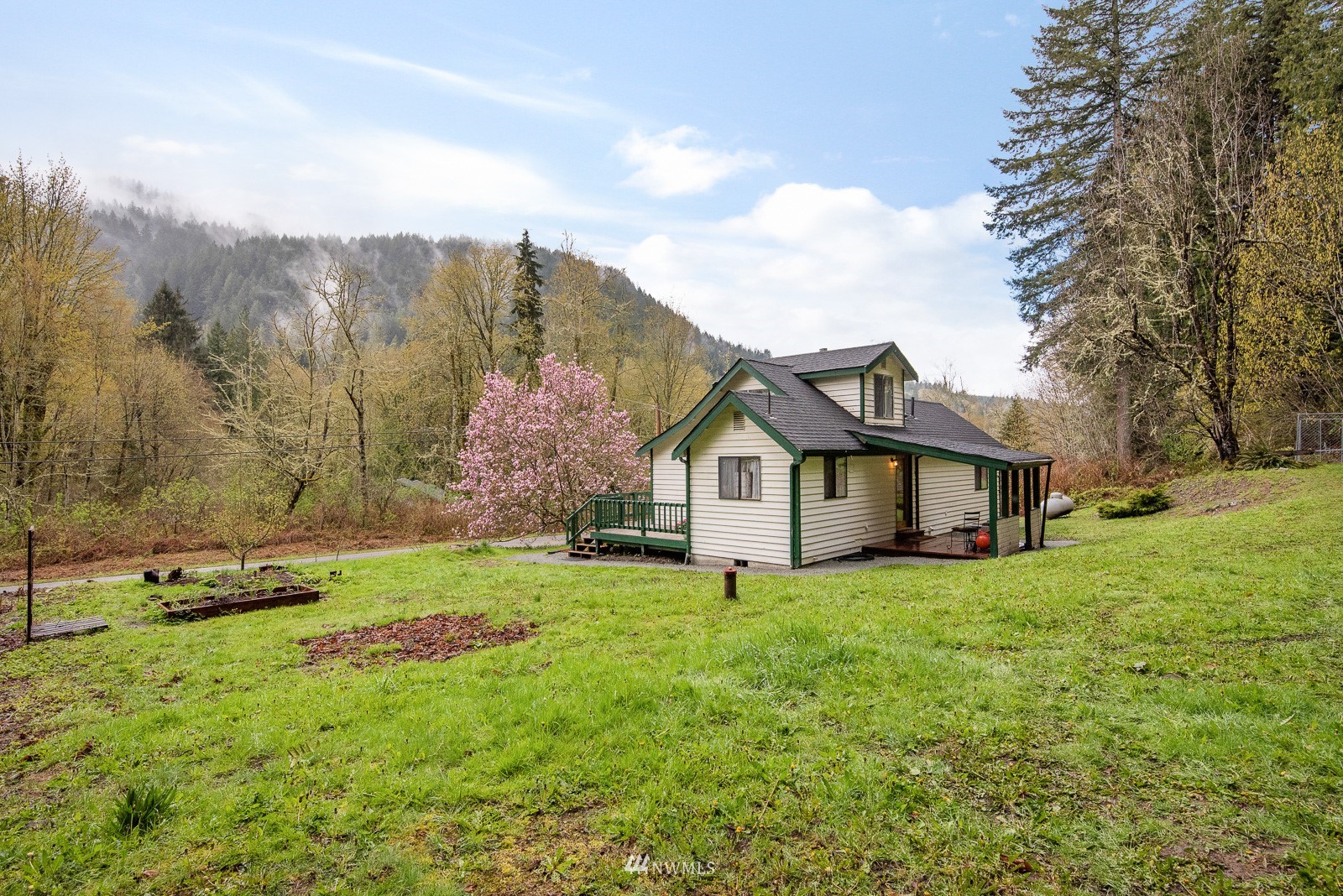4598 Park Road Sedro-Woolley, WA 98284 - Photo 23 of 30 Gallery Image 23