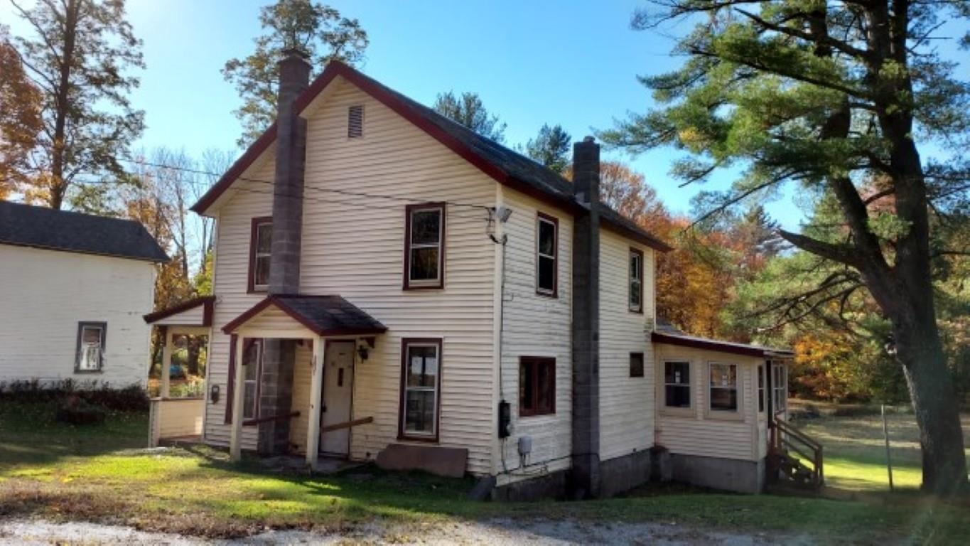 3831 Highway 153 Pawlet, VT 05775 - Photo 5 of 27