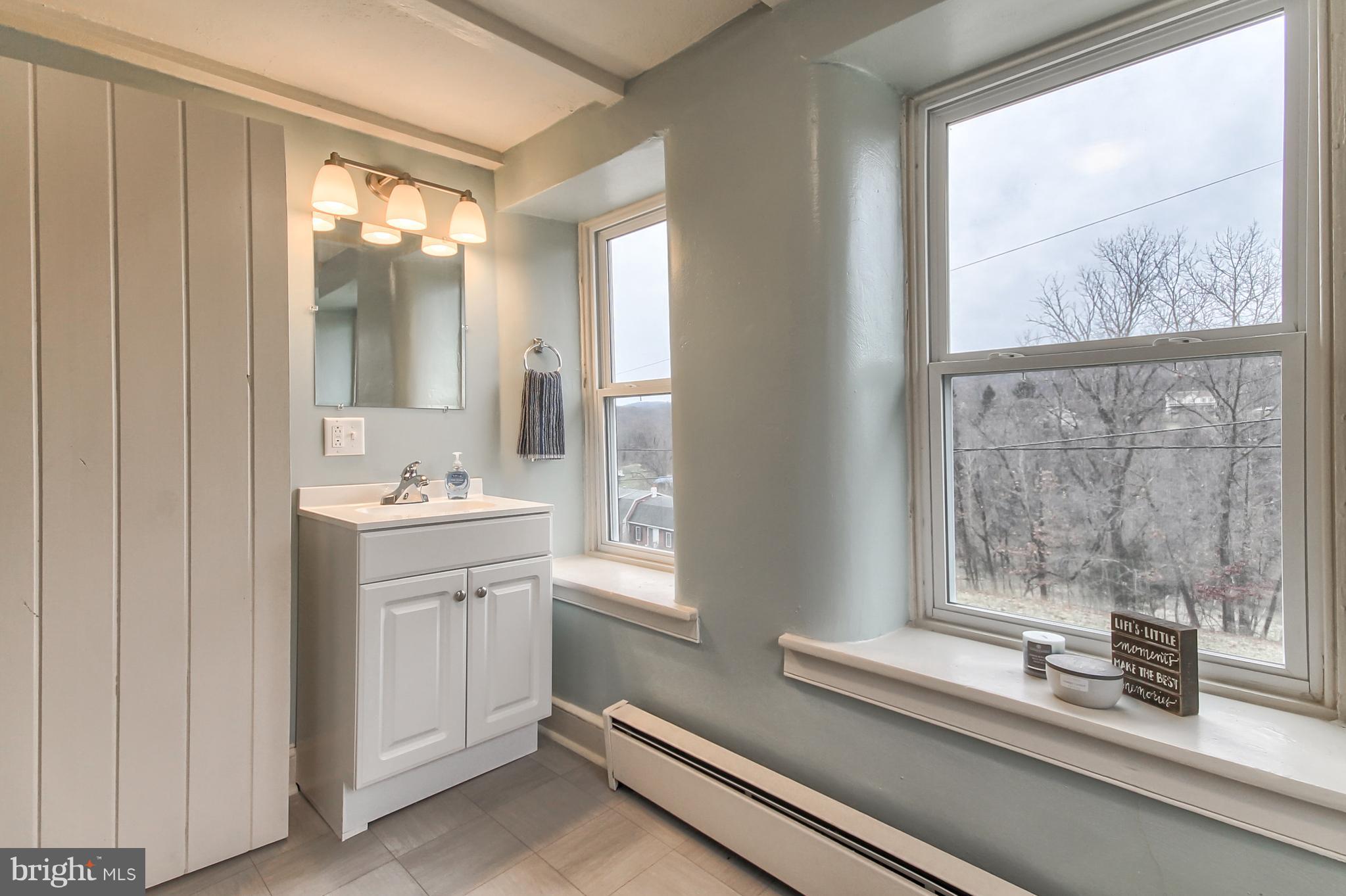 601 East Butter Road York, PA 17406 - Photo 27 of 39