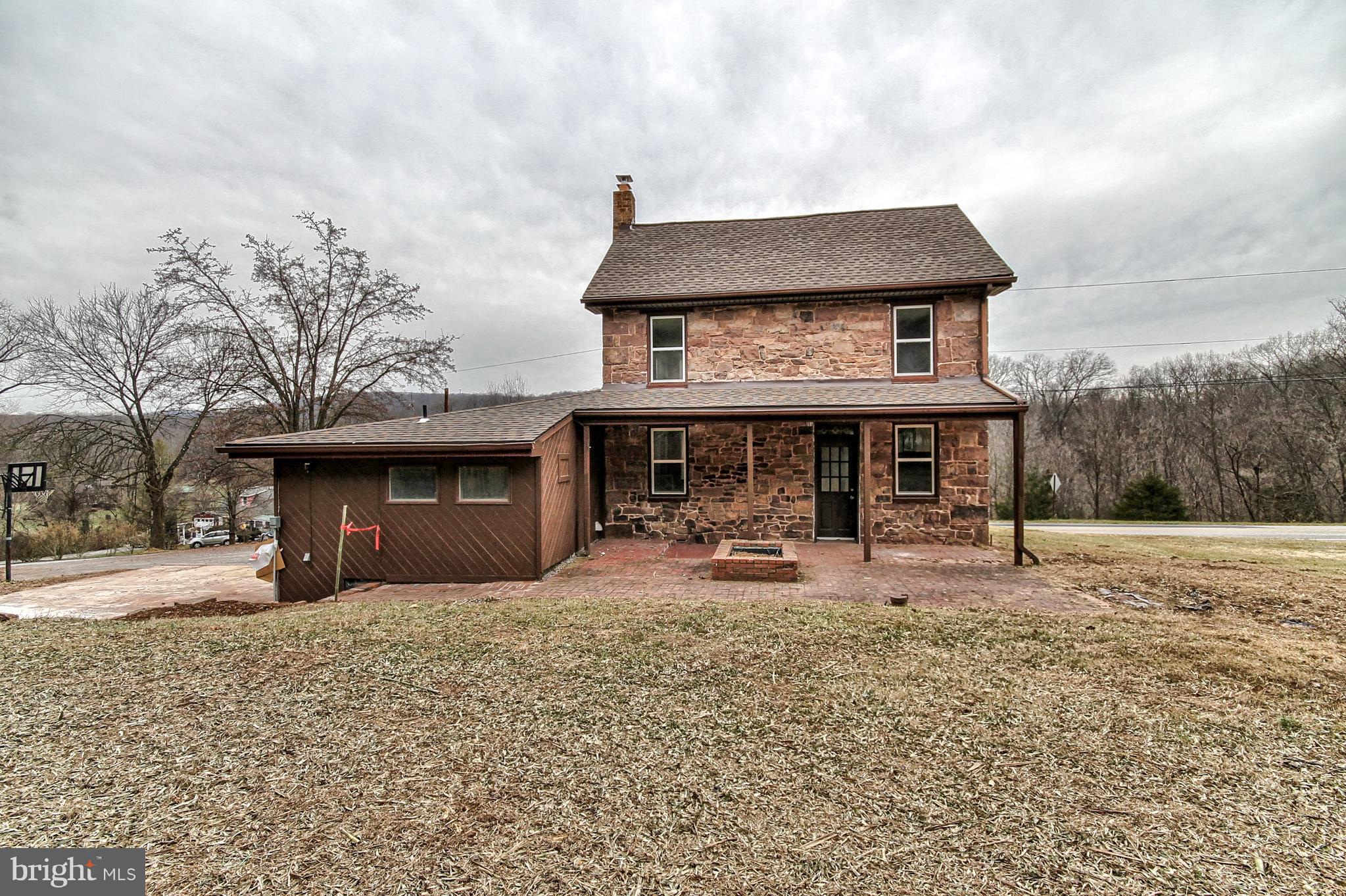 601 East Butter Road York, PA 17406 - Photo 32 of 39