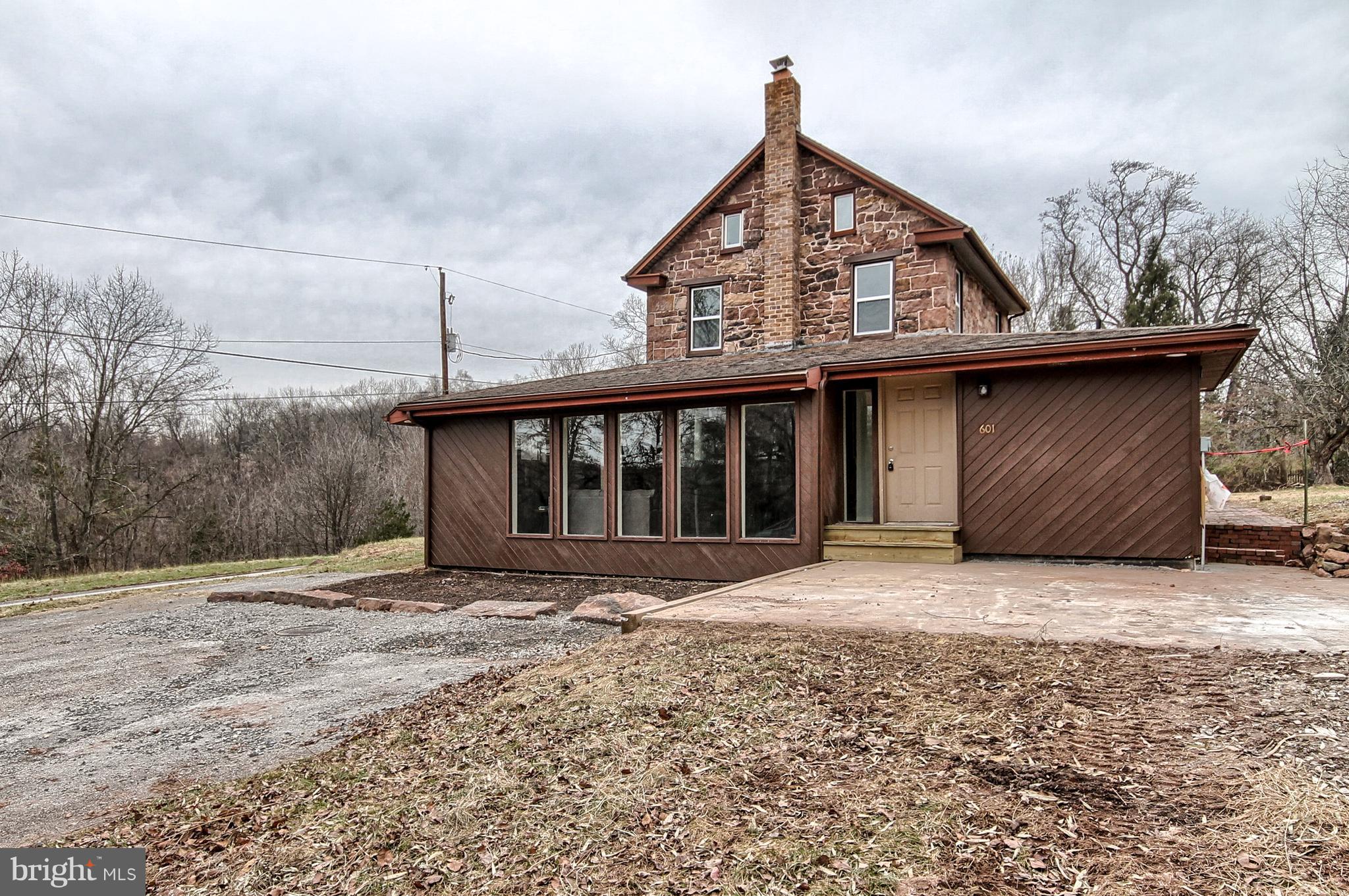 601 East Butter Road York, PA 17406 - Photo 35 of 39