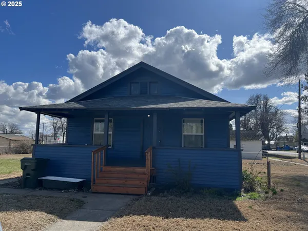 $234,900 | 165 East Furnish Avenue, Stanfield, OR 97875