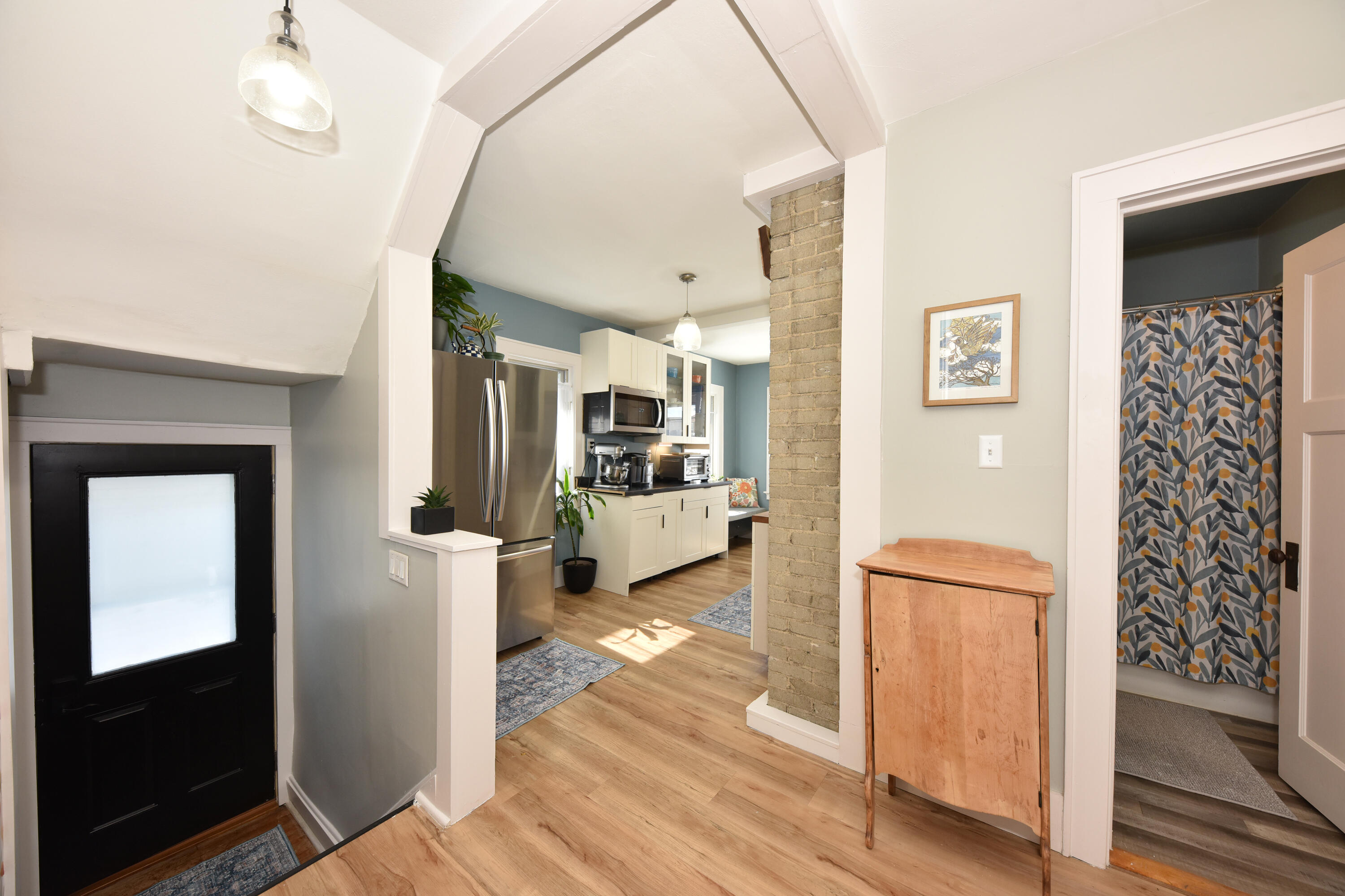 3047 North 72nd Street Milwaukee, WI 53210 - Photo 11 of 29 EUP_7873