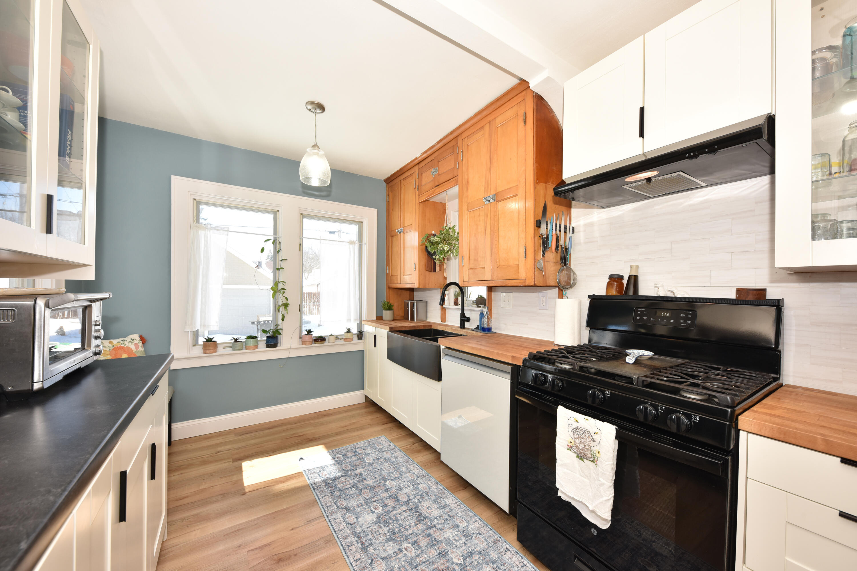 3047 North 72nd Street Milwaukee, WI 53210 - Photo 13 of 29 EUP_7876