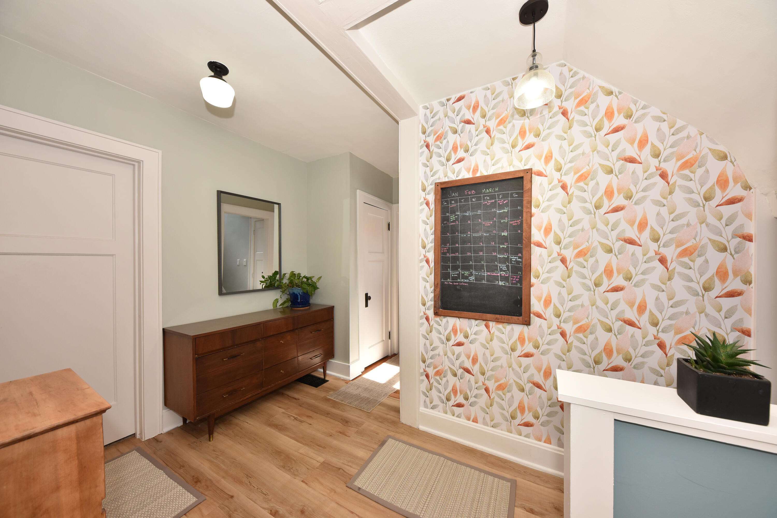 3047 North 72nd Street Milwaukee, WI 53210 - Photo 10 of 29 EUP_7872