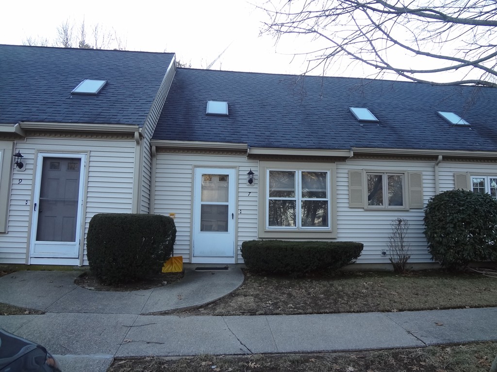 7 Schofield Road, Unit 7 Kingston, MA 02364 - Photo 1 of 17 Gallery Image 1