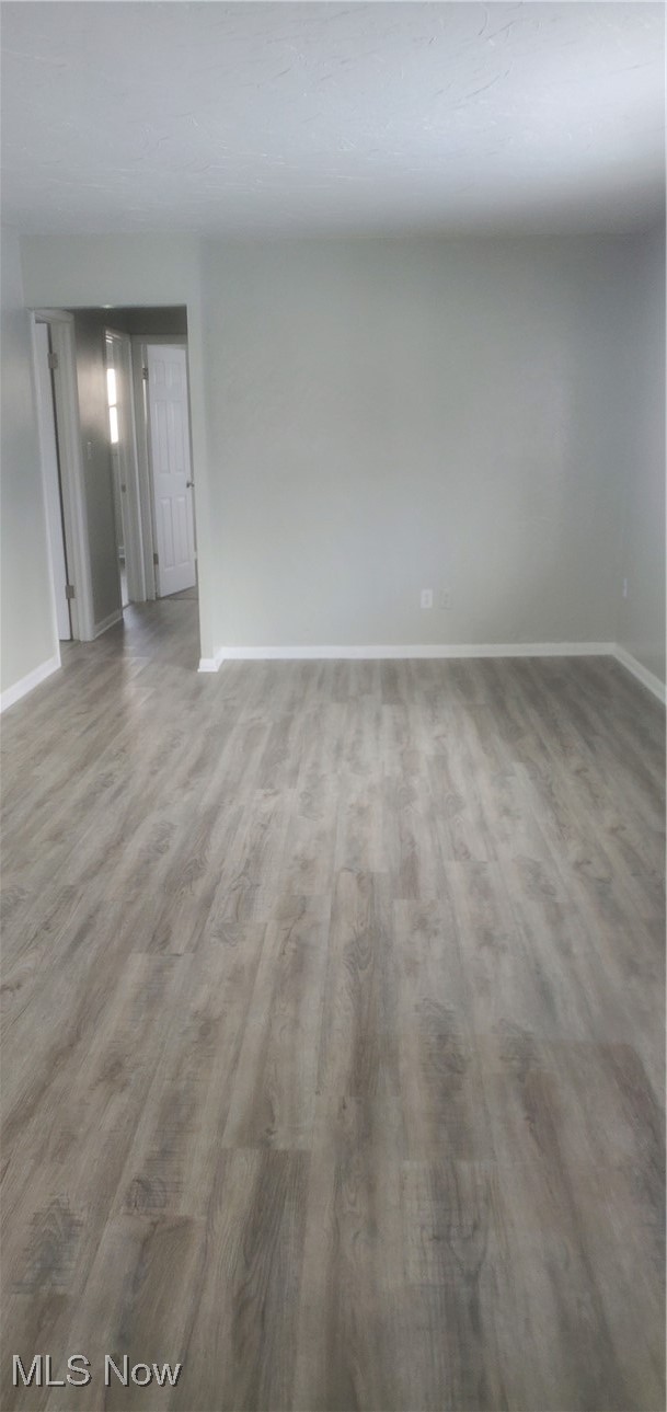 30151 Regent Road Wickliffe, OH 44092 - Photo 2 of 17 Living Room