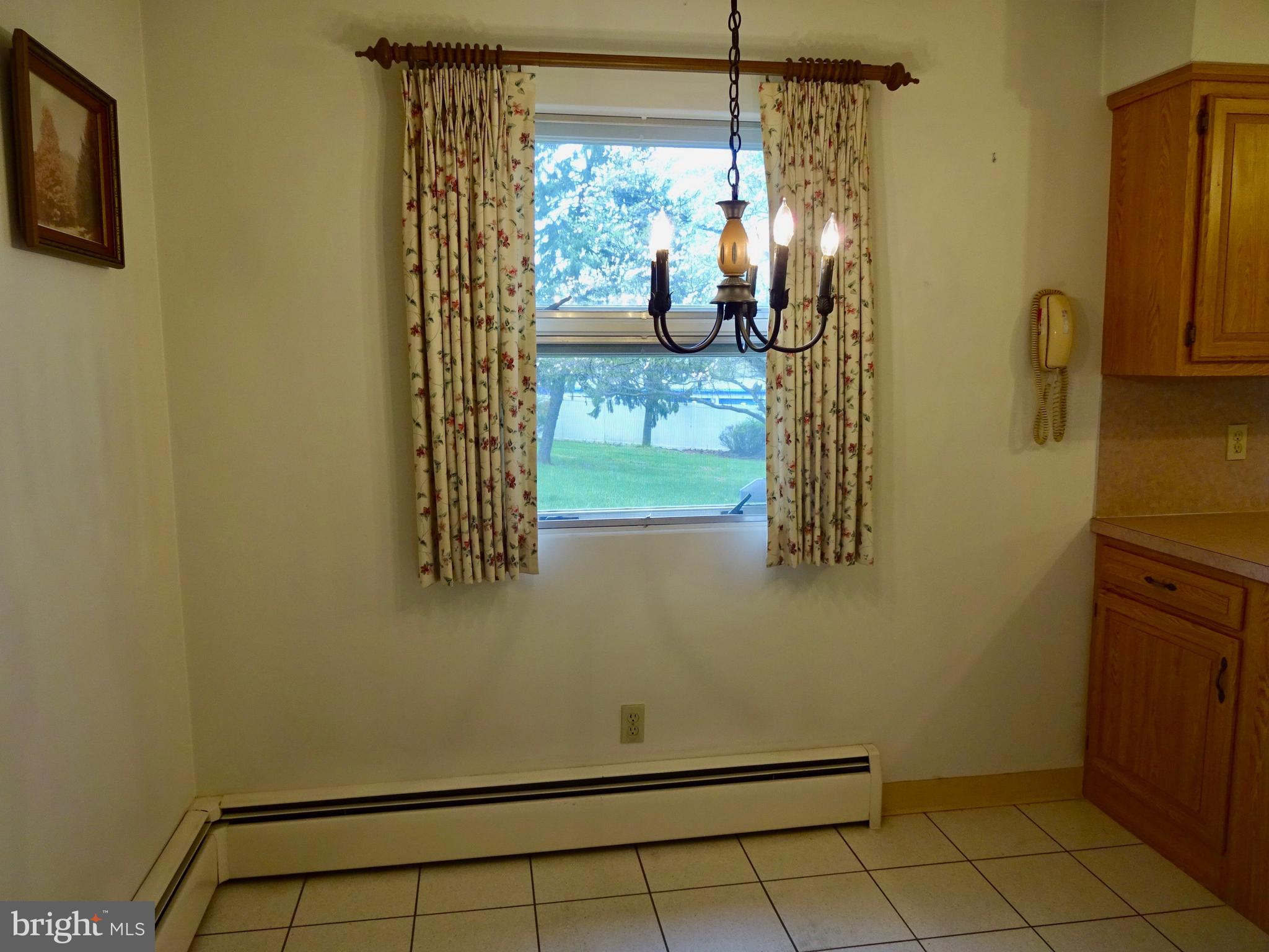 633 Green Valley Road York, PA 17403 - Photo 16 of 46 Gallery Image 16