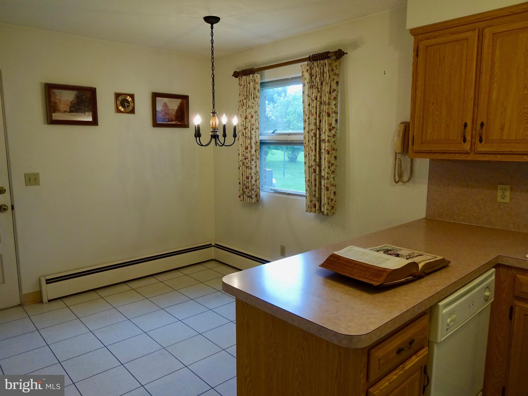 633 Green Valley Road York, PA 17403 - Photo 17 of 46 Gallery Image 17