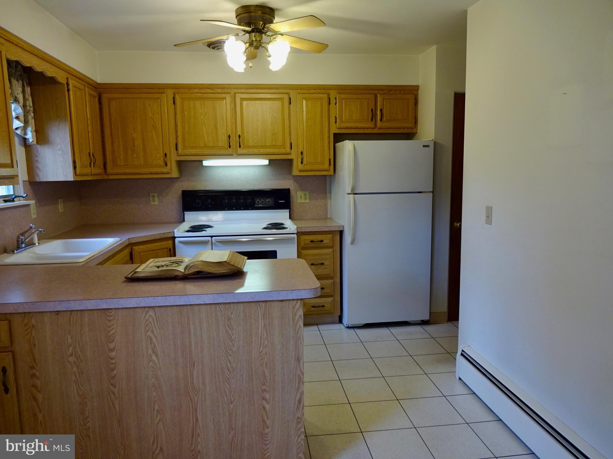 633 Green Valley Road York, PA 17403 - Photo 20 of 46 Gallery Image 20
