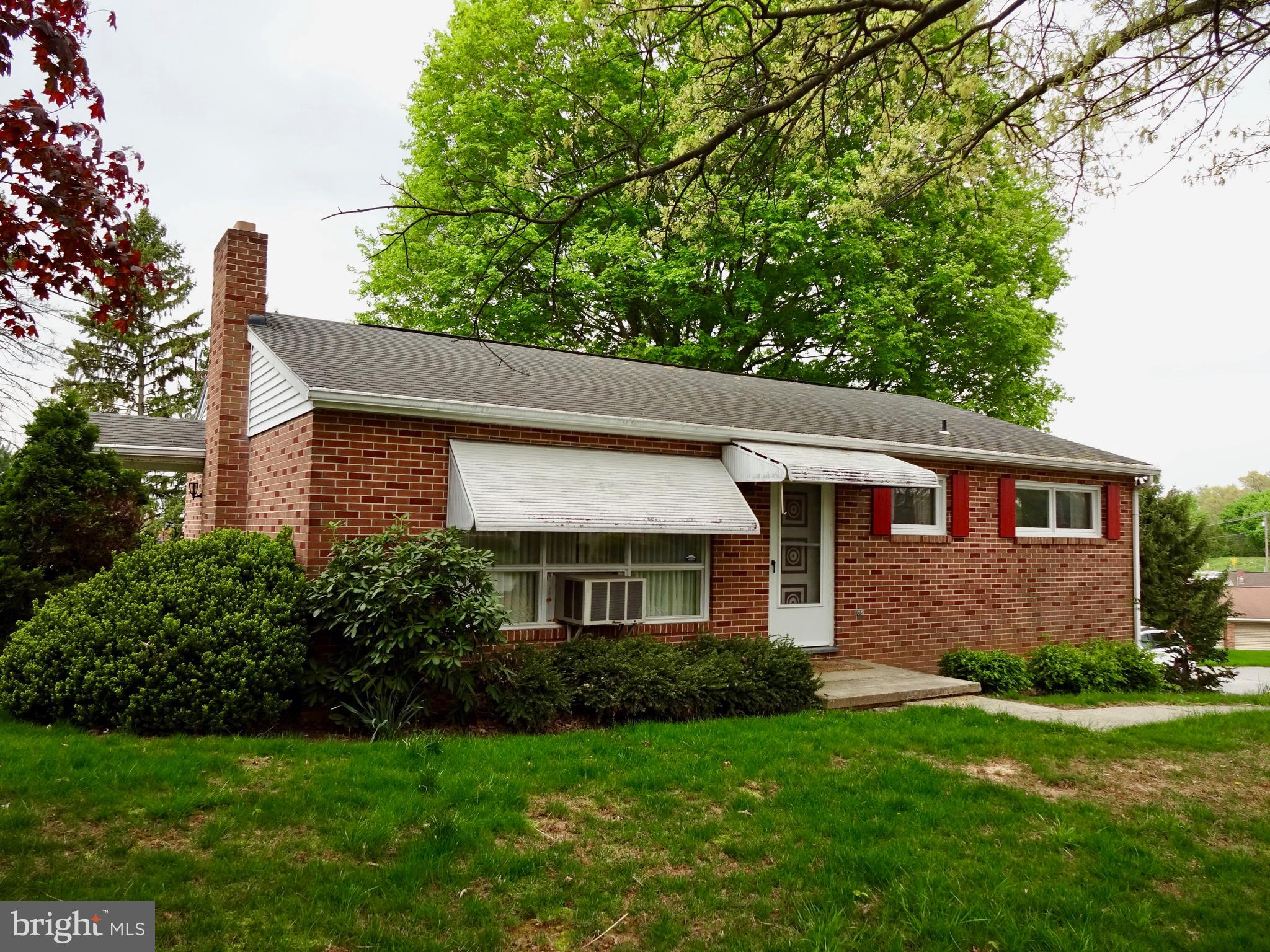 633 Green Valley Road York, PA 17403 - Photo 8 of 46 Gallery Image 8