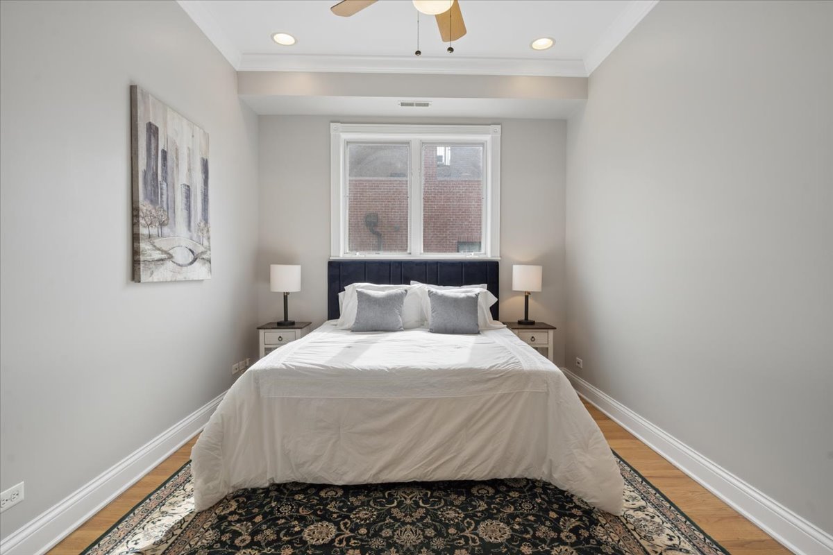 1948 North Mohawk Street, Unit D Chicago, IL 60614 - Photo 21 of 36