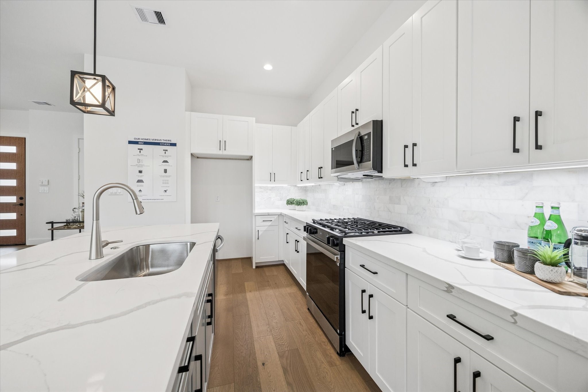 1824 West Tidwell Road Houston, TX 77091 - Photo 11 of 44 Photos are of the model home within the community * not of actual home*