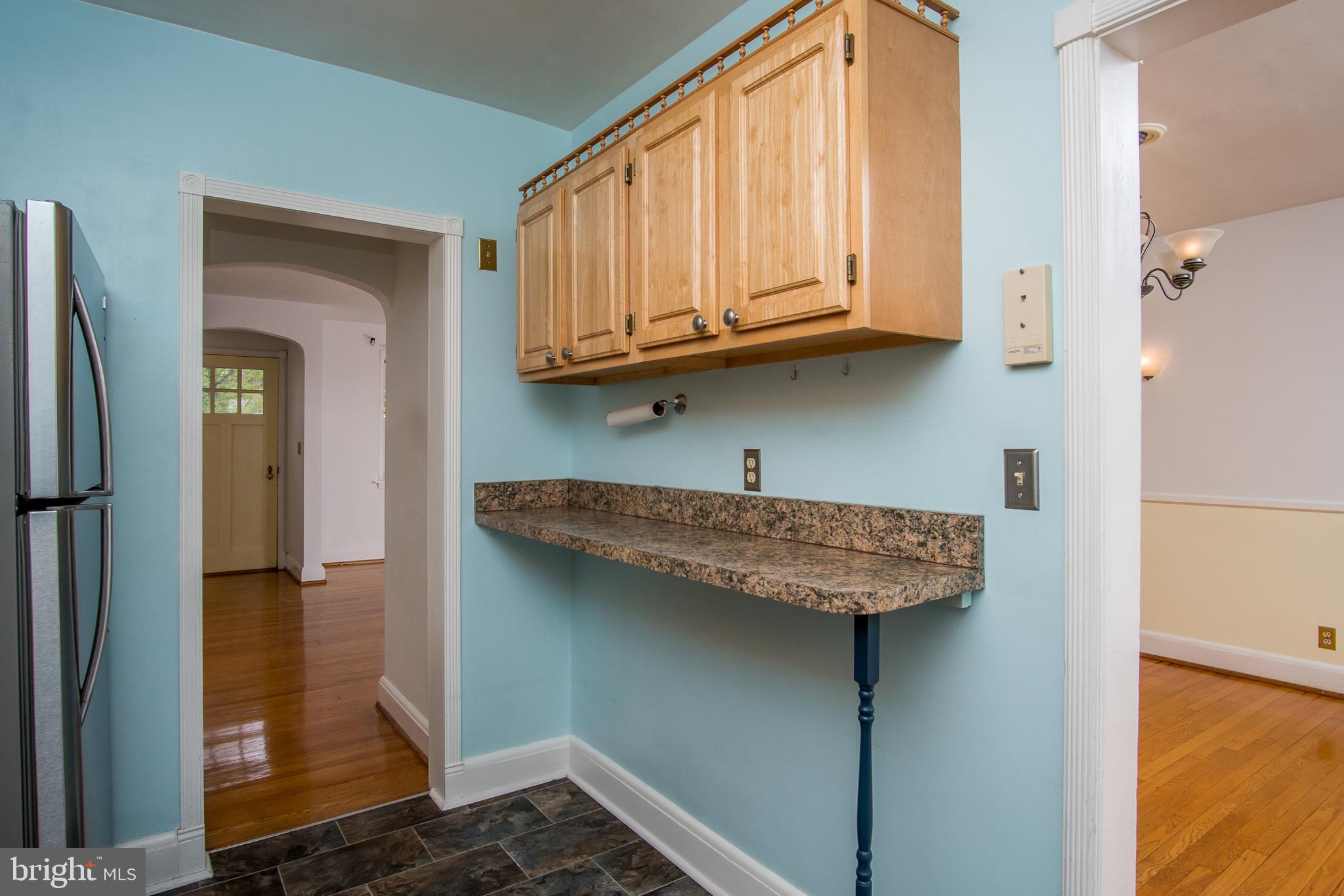 77 Dunkirk Road Baltimore, MD 21212 - Photo 11 of 24 Kitchen (alt view)