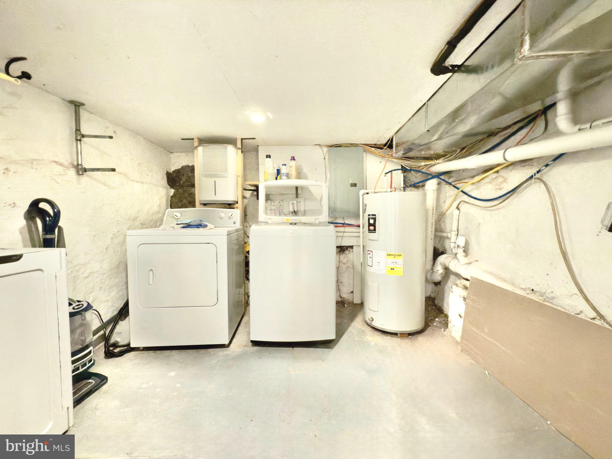 637 Cross Street Philadelphia, PA 19147 - Photo 28 of 28 a view of a storage & utility room