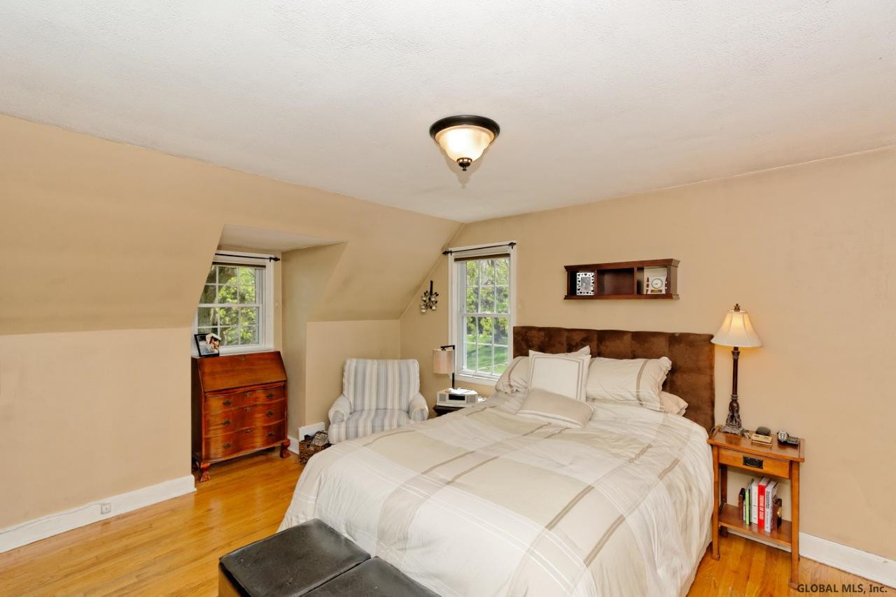 558 Loudon Road Colonie, NY 12211 - Photo 27 of 35 Photo 27