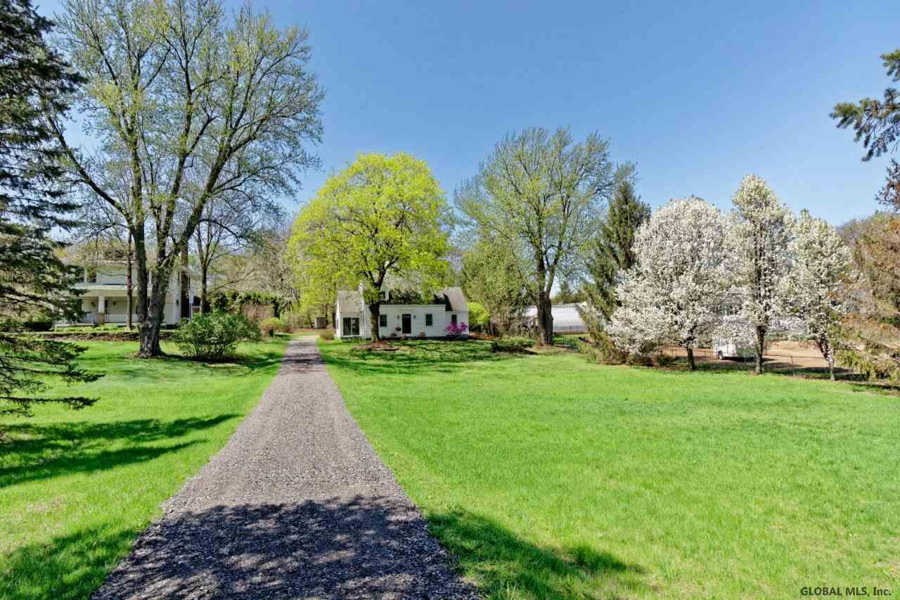 558 Loudon Road Colonie, NY 12211 - Photo 6 of 35 Photo 6
