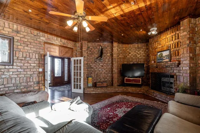 $2,650,000 | 8013 Highway 34, Italy, TX 76651