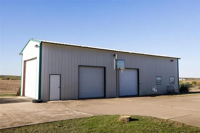 $2,650,000 | 8013 Highway 34, Italy, TX 76651