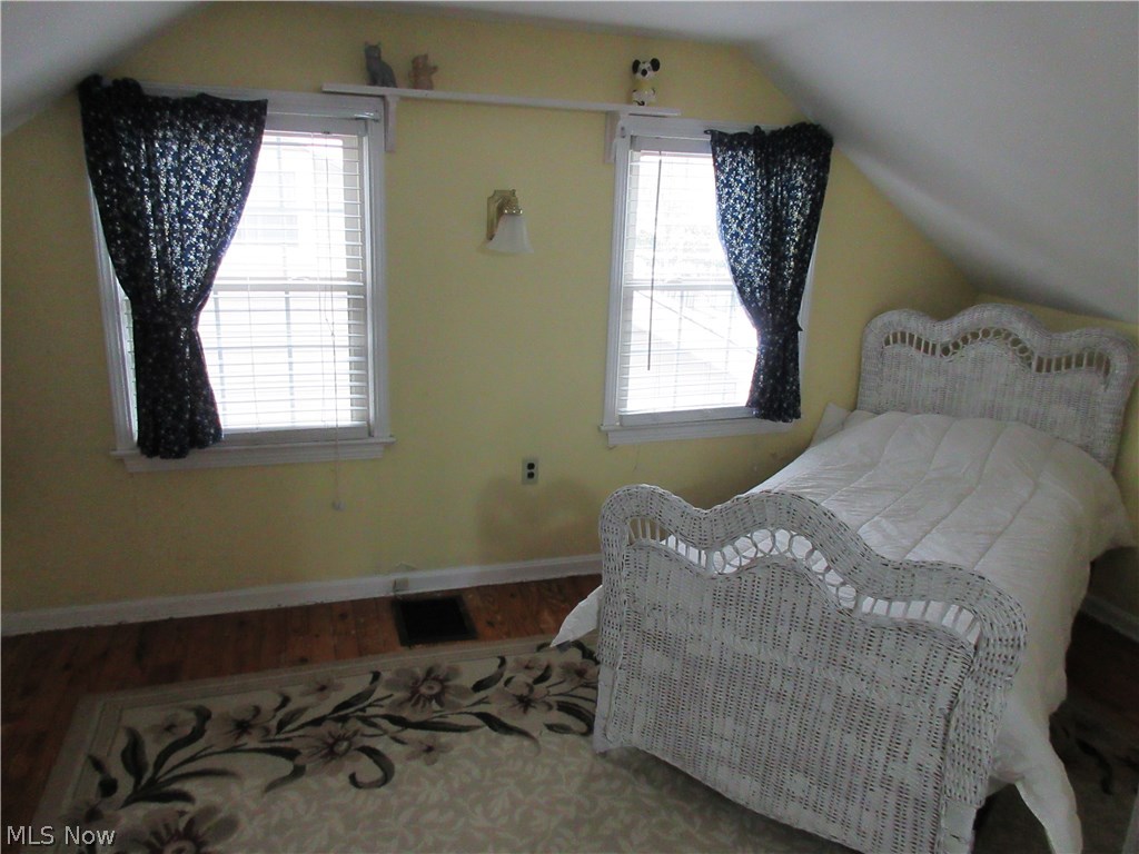 1632 Edgefield Road Lyndhurst, OH 44124 - Photo 14 of 20