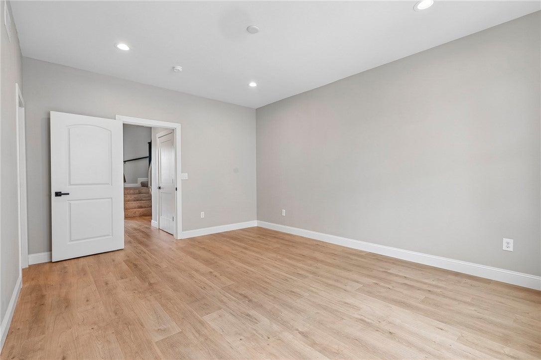 3908 Edwards Road, Unit B Cincinnati, OH 45209 - Photo 27 of 49 Gallery Image 27