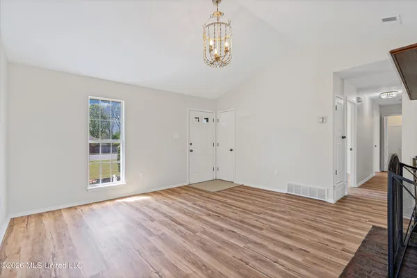 $245,000 | 6916 Magnolia Drive, Olive Branch, MS 38654