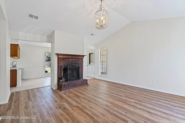 $245,000 | 6916 Magnolia Drive, Olive Branch, MS 38654