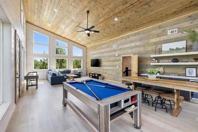 $825,000 | 62 Hickory Cyn Trail, Broken Bow, OK 74728