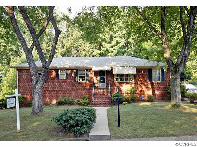 2109 Briarcliff Road Richmond, VA 23225 - Photo 1 of 1 Exterior Front - Brick ranch w/ central air on qui