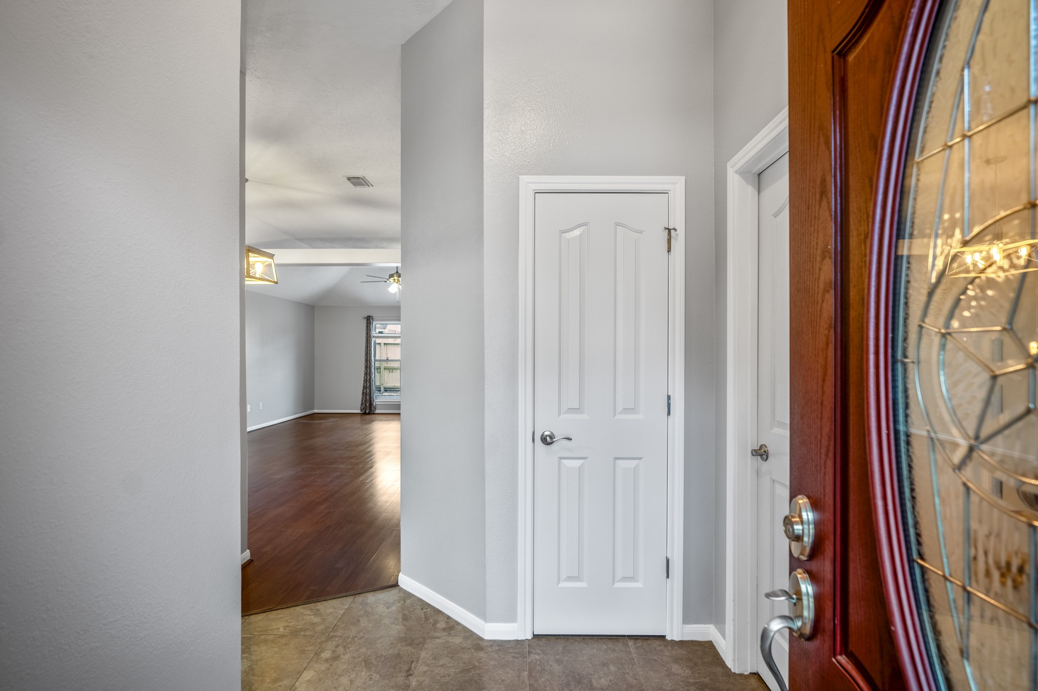 2923 Goldspring Lane Spring, TX 77373 - Photo 4 of 43