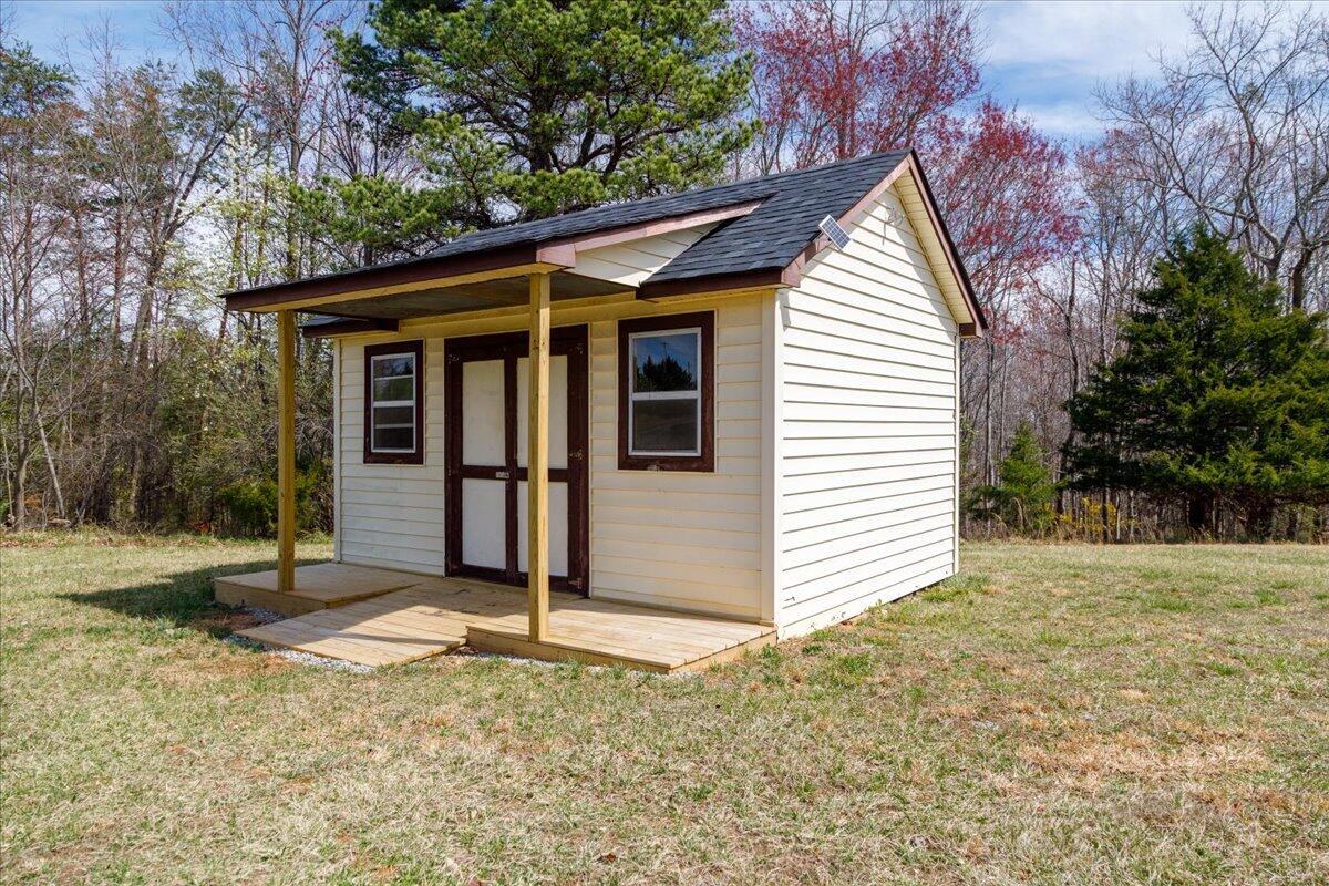 6680 Snow Creek Road Penhook, VA 24137 - Photo 42 of 72 45-untitled-94-HDR