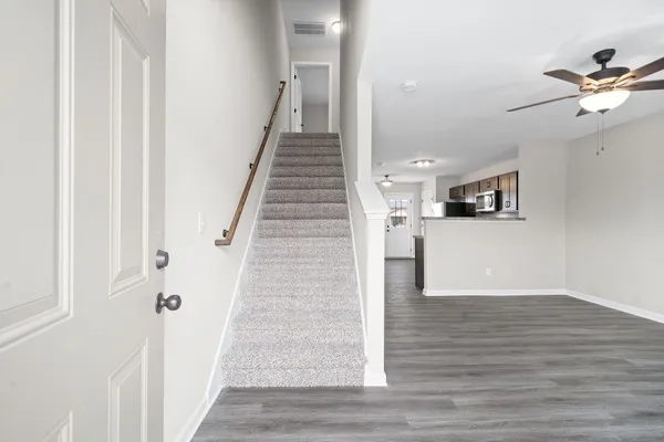 $1,095 | 931 Professional Park Drive, Unit 3F, Clarksville, TN 37040