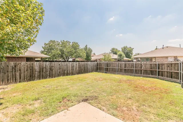 $2,550 | 4083 Freedom Lane, Frisco, TX 75033